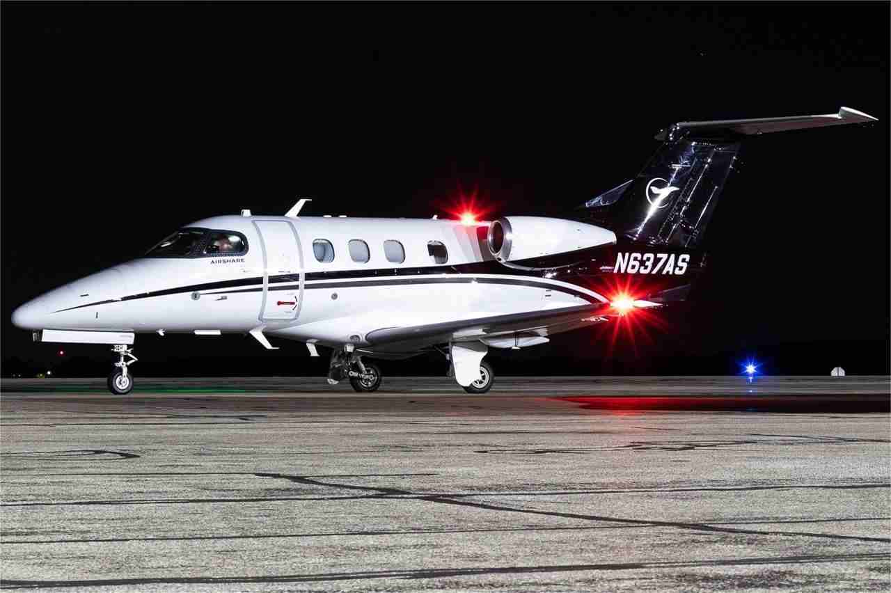 Embraer Phenom 100