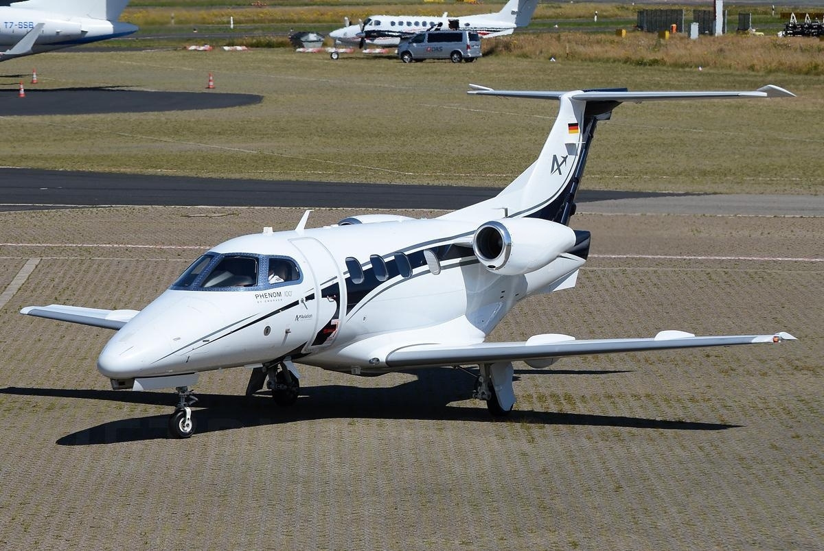 Phenom 100