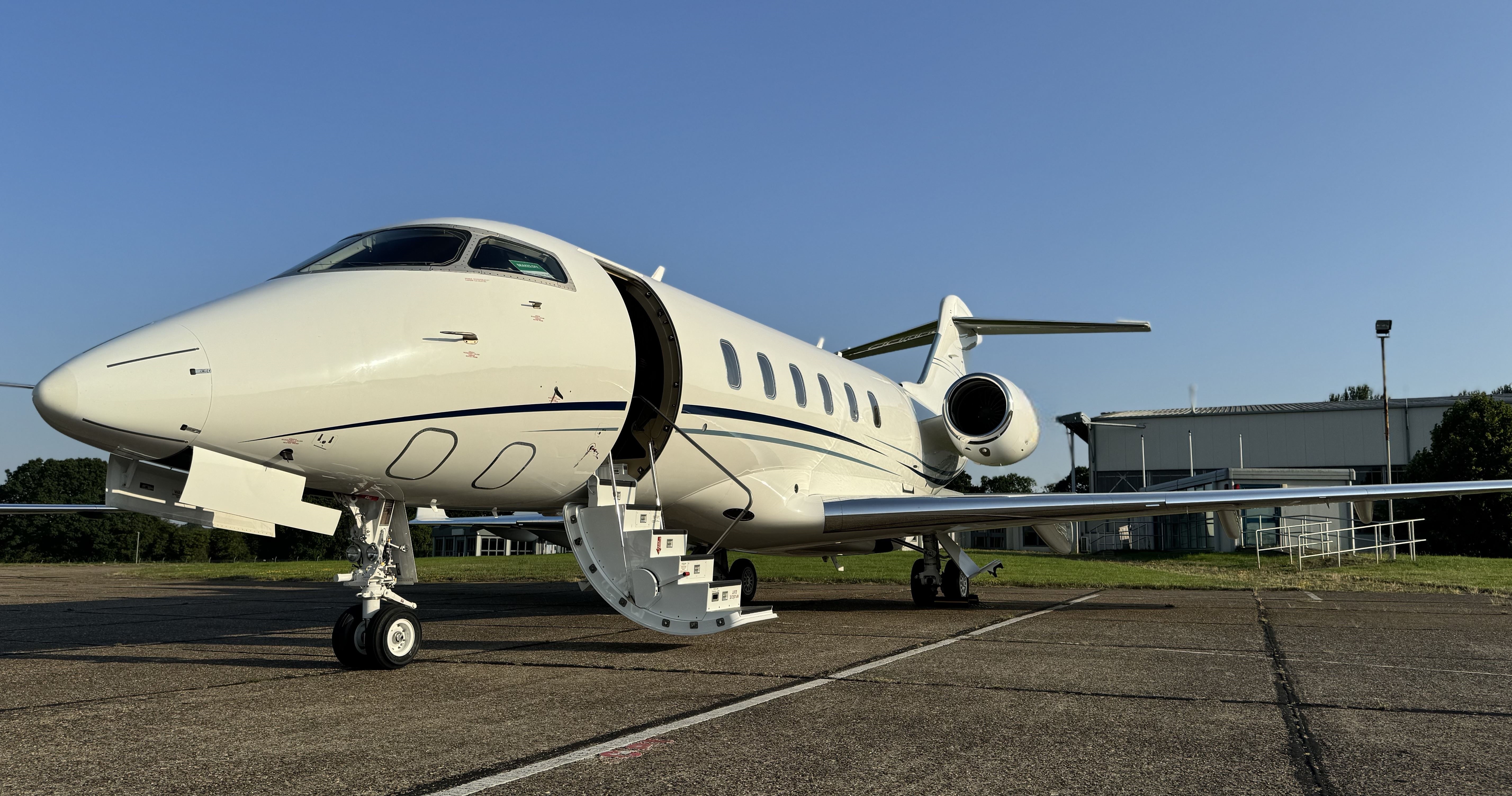 Challenger 350